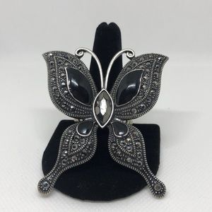 Oversized butterfly ring